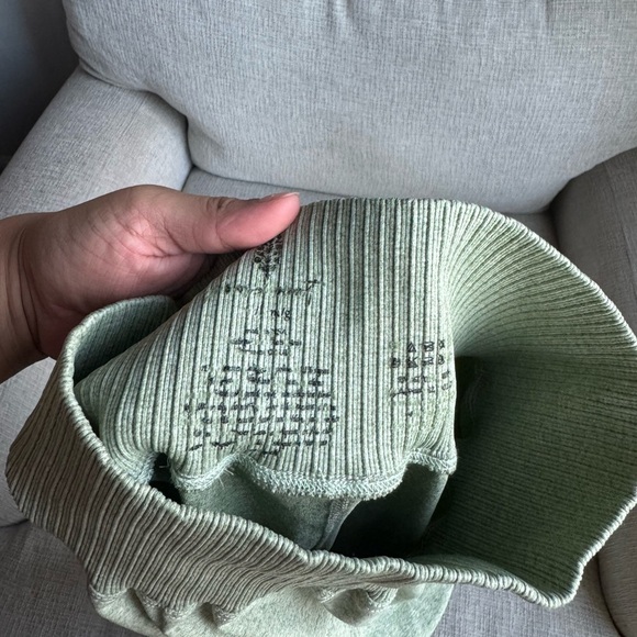 Free people movement leggings - Picture 3 of 3